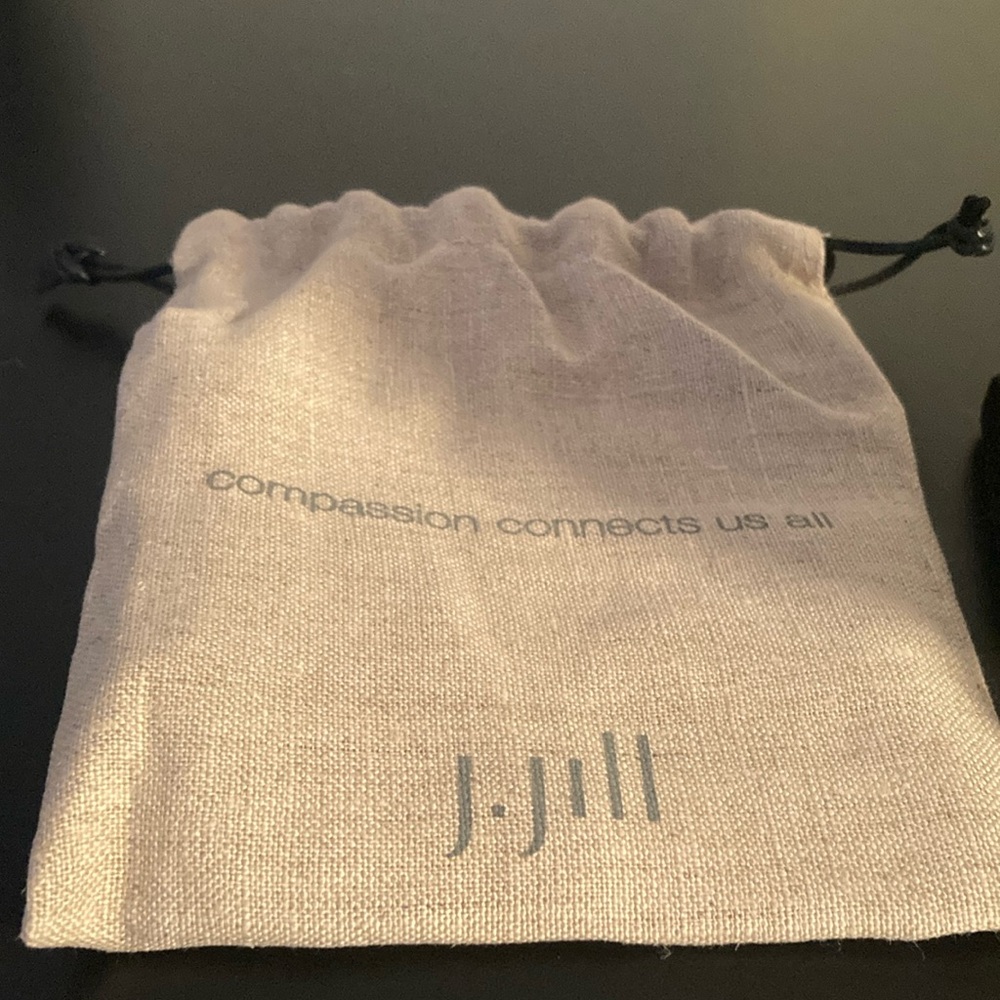 J. Jill Silver Heart Necklace Compassion Fund Supporting Women changeable cord. - Picture 4 of 4